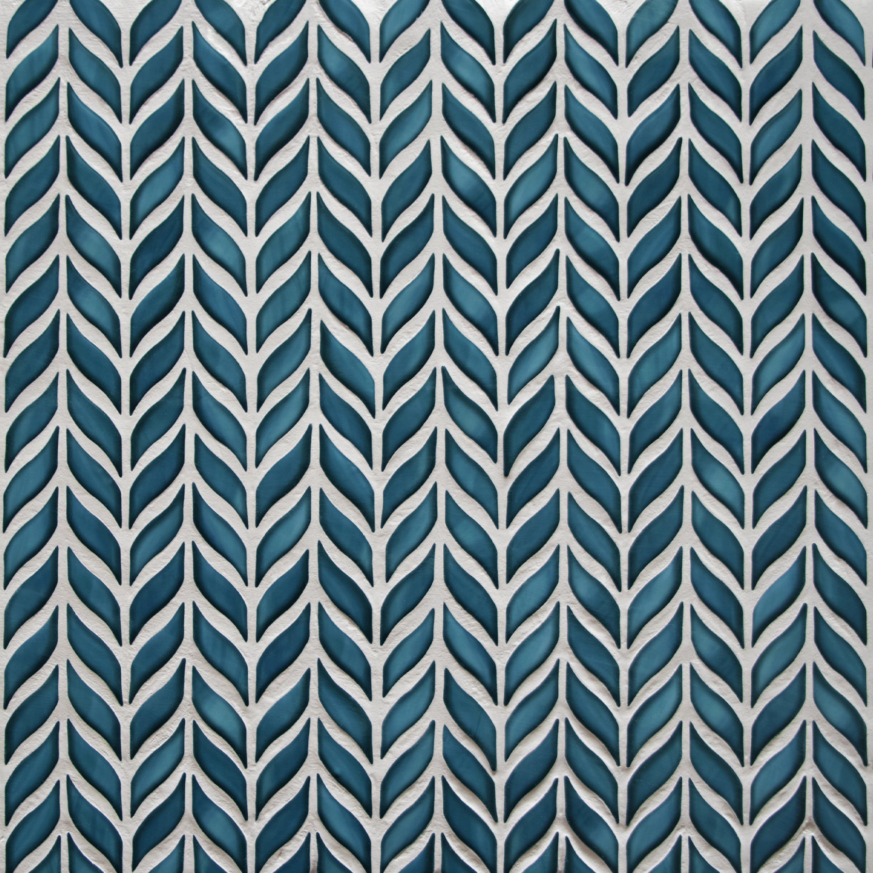 Glazed Blue Leaf Waterjet Recycled Glass Floor And Wall Mosaic Tile