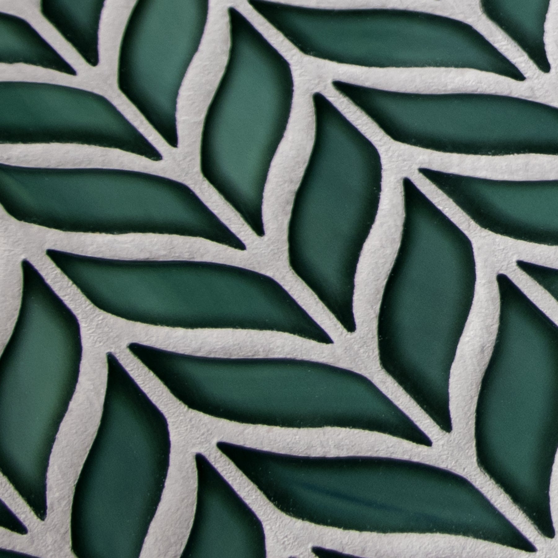 Glazed Green Leaf Waterjet Recycled Glass Floor And Wall Mosaic Tile