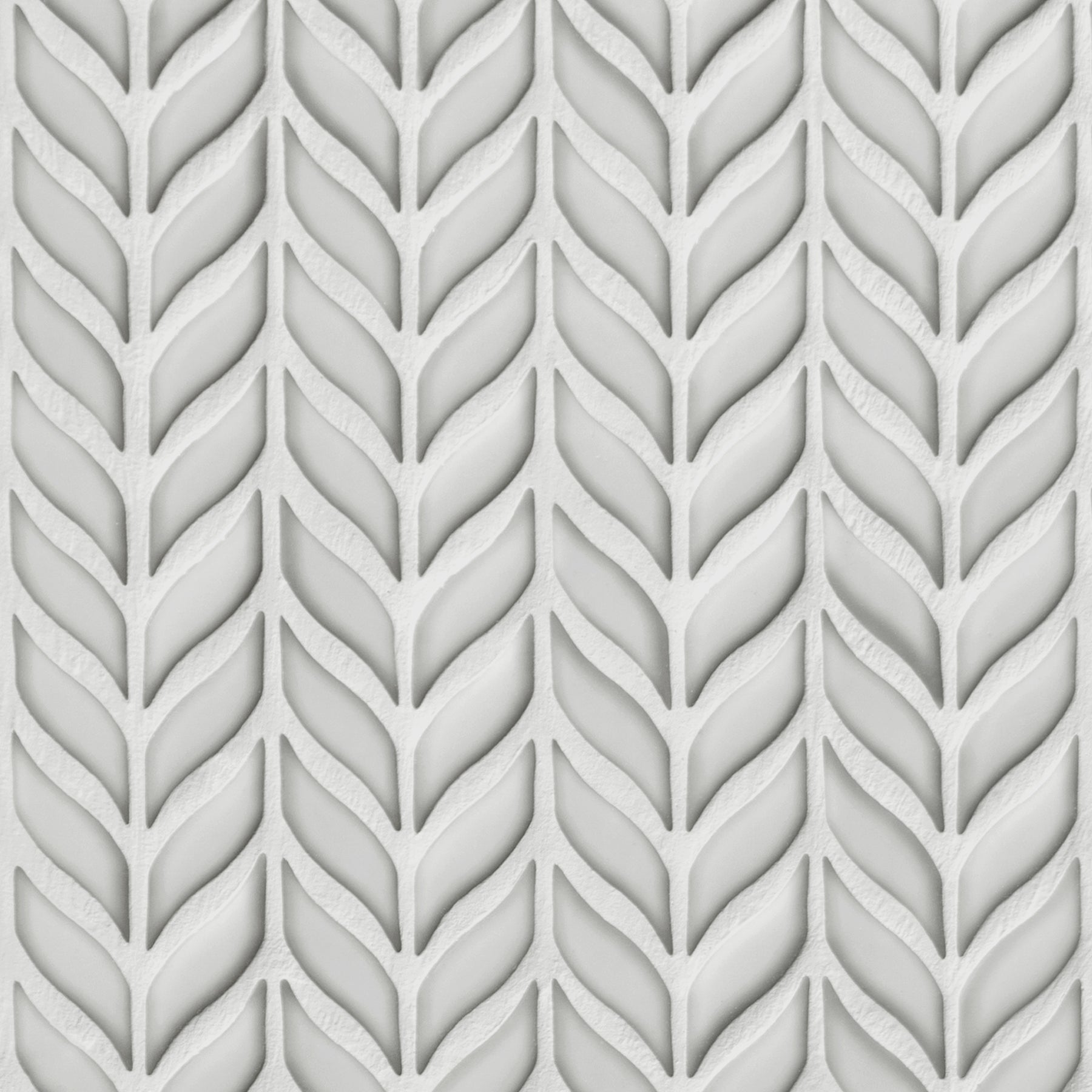 Glazed White Leaf Waterjet Recycled Glass Floor And Wall Mosaic Tile