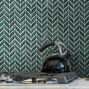 Glazed Green Leaf Waterjet Recycled Glass Floor And Wall Mosaic Tile